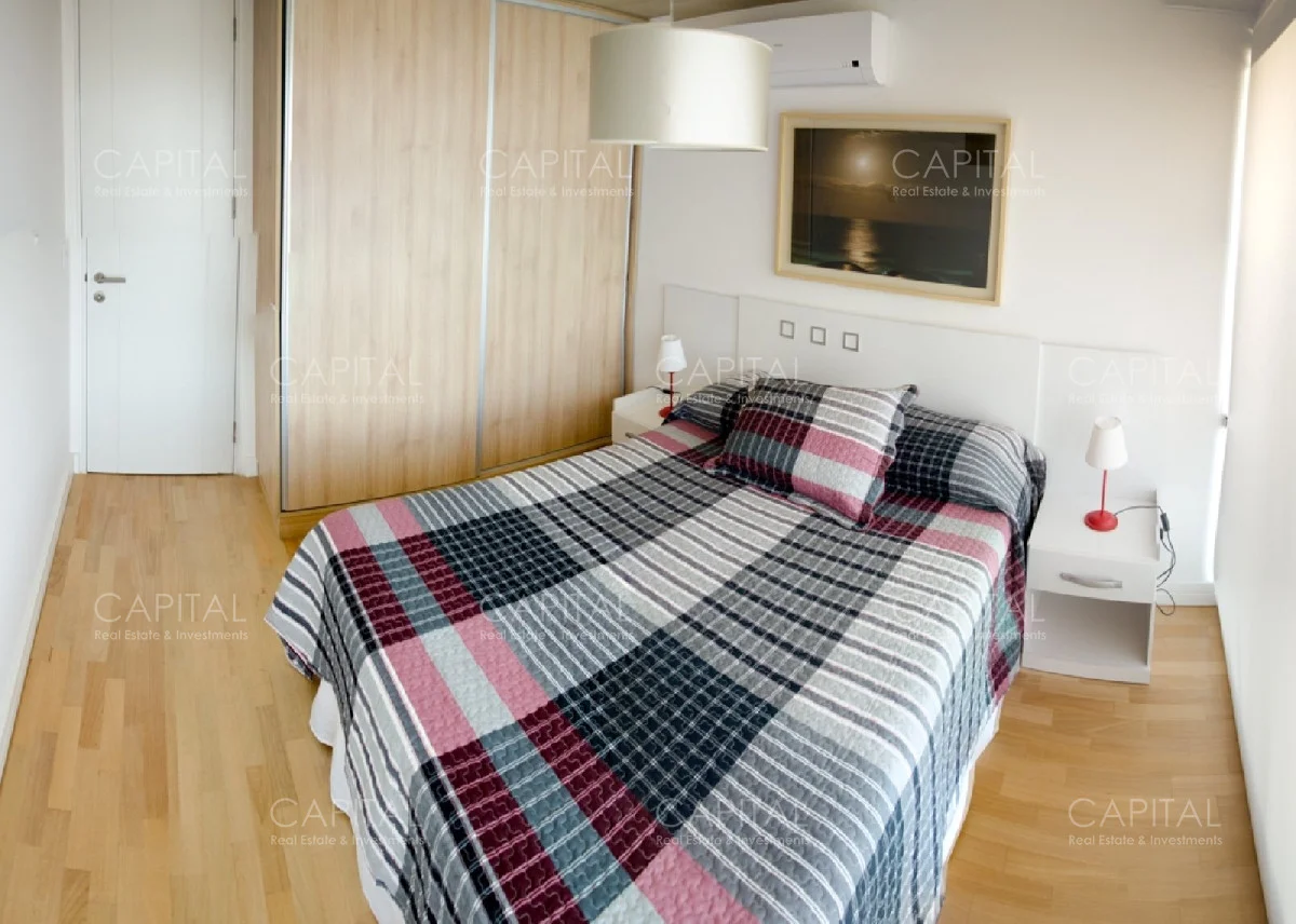 Apartamento en Playa Mansa, propiedad 281813 -Imagen 2