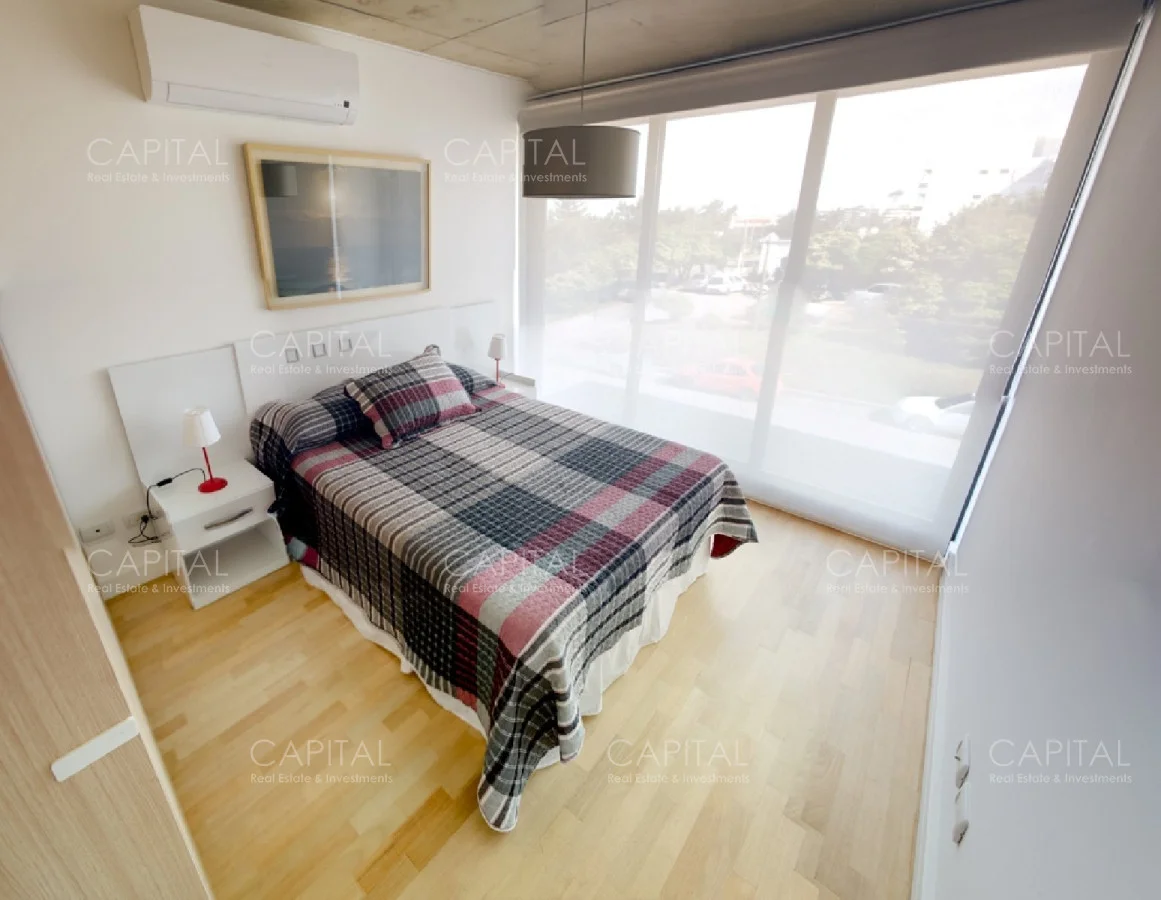 Apartamento en Playa Mansa, propiedad 281813 -Imagen 3