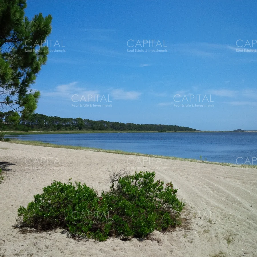 Terreno en Laguna Garzon, propiedad 281824 -Imagen 2