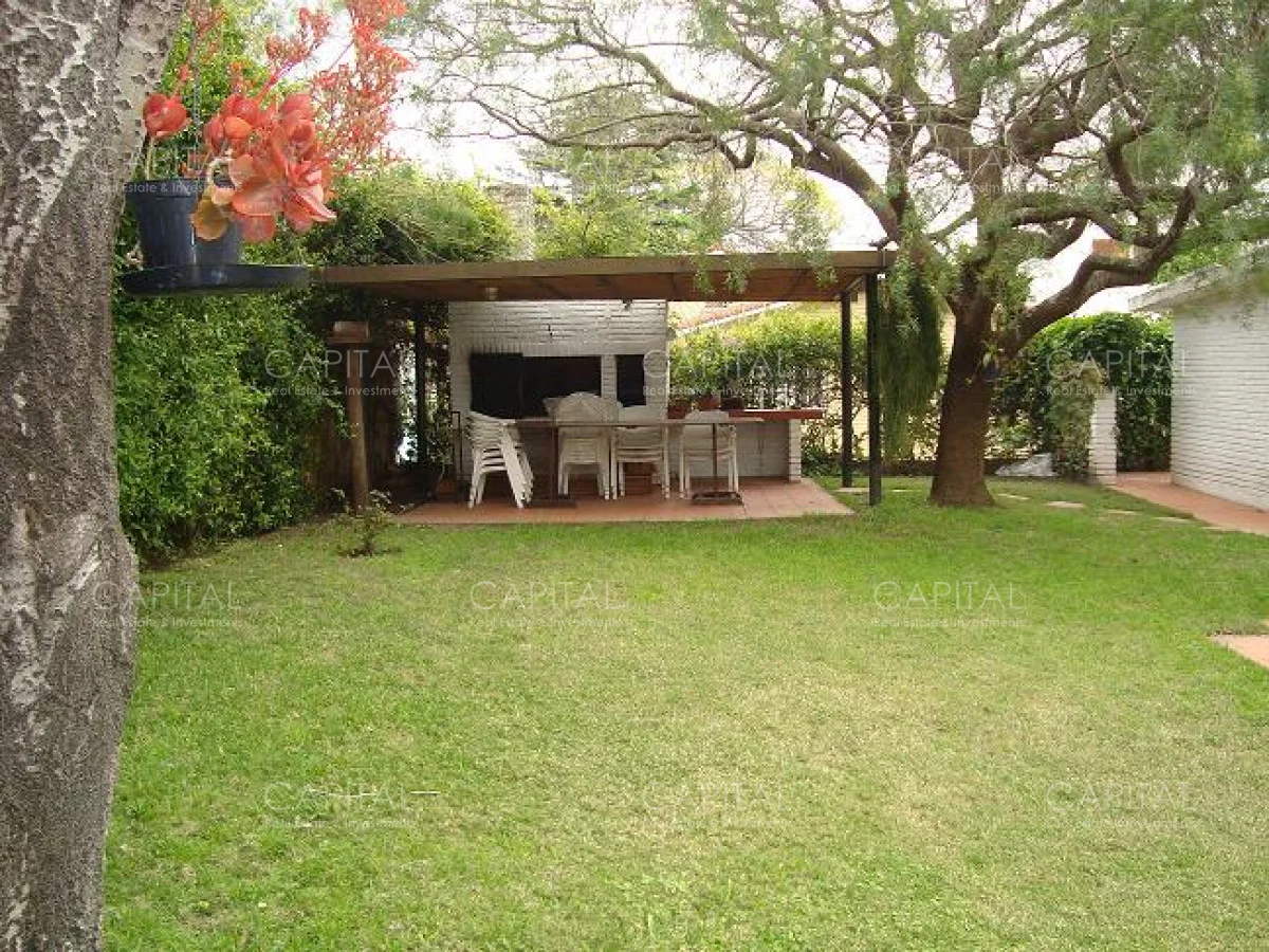 Casa en Playa Mansa, propiedad 281830 -Imagen 20
