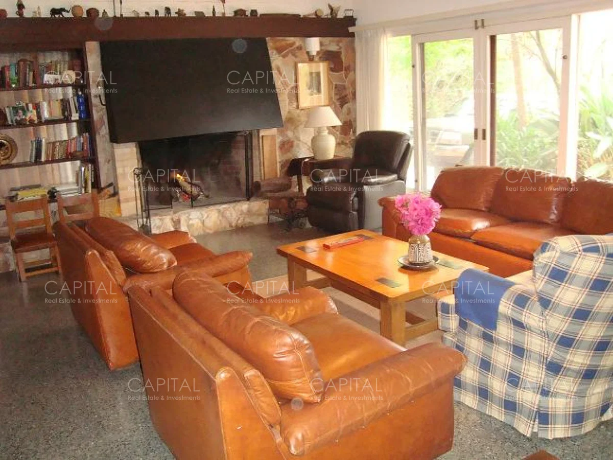 Casa en Playa Mansa, propiedad 281830 -Imagen 4