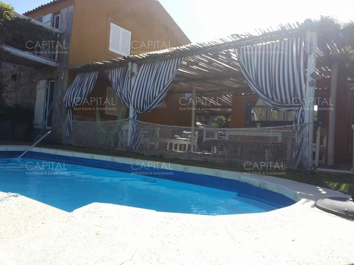 Casa en Manantiales, propiedad 281852 -Imagen 2