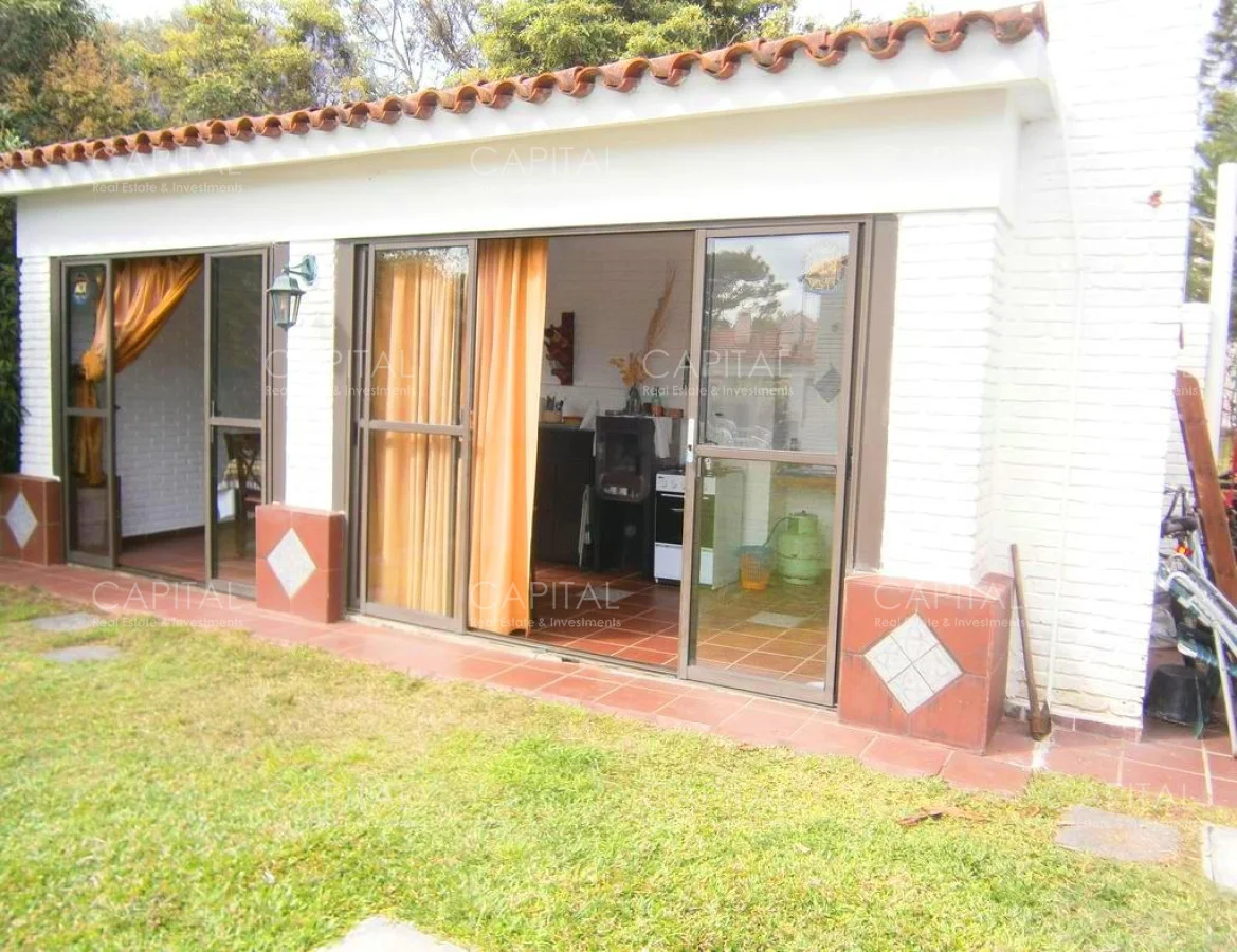 Casa en Pinares, propiedad 281857 -Imagen 2