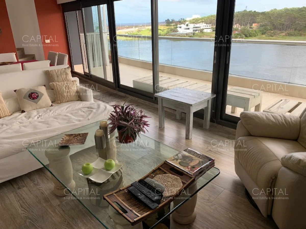Apartamento en Playa Mansa, propiedad 282719 -Imagen 23