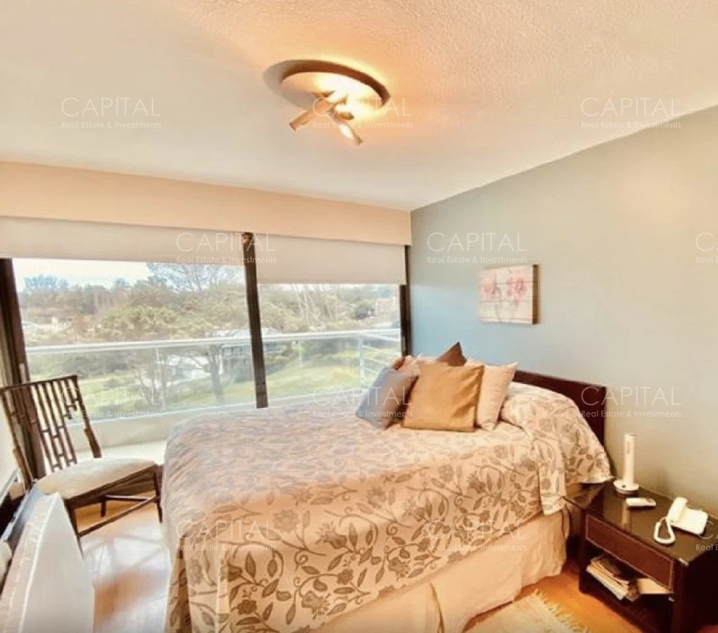 Apartamento en Playa Mansa, propiedad 282719 -Imagen 6