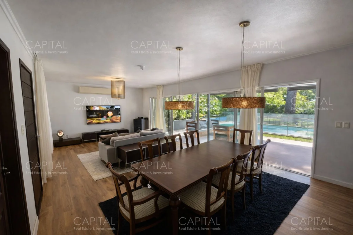 Casa en Playa Mansa, propiedad 285693 -Imagen 2