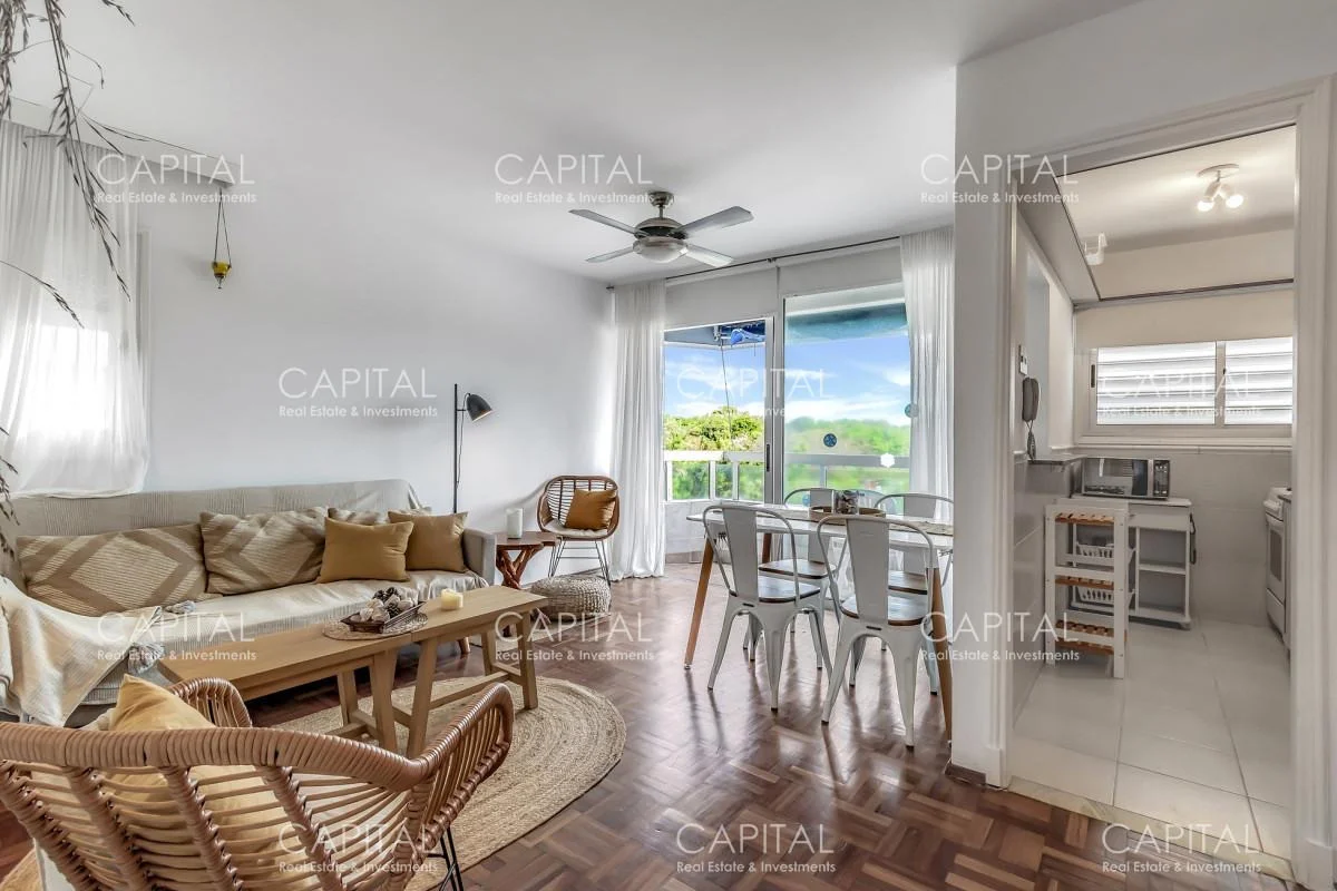 Apartamento en Playa Mansa, propiedad 288743 -Imagen 5