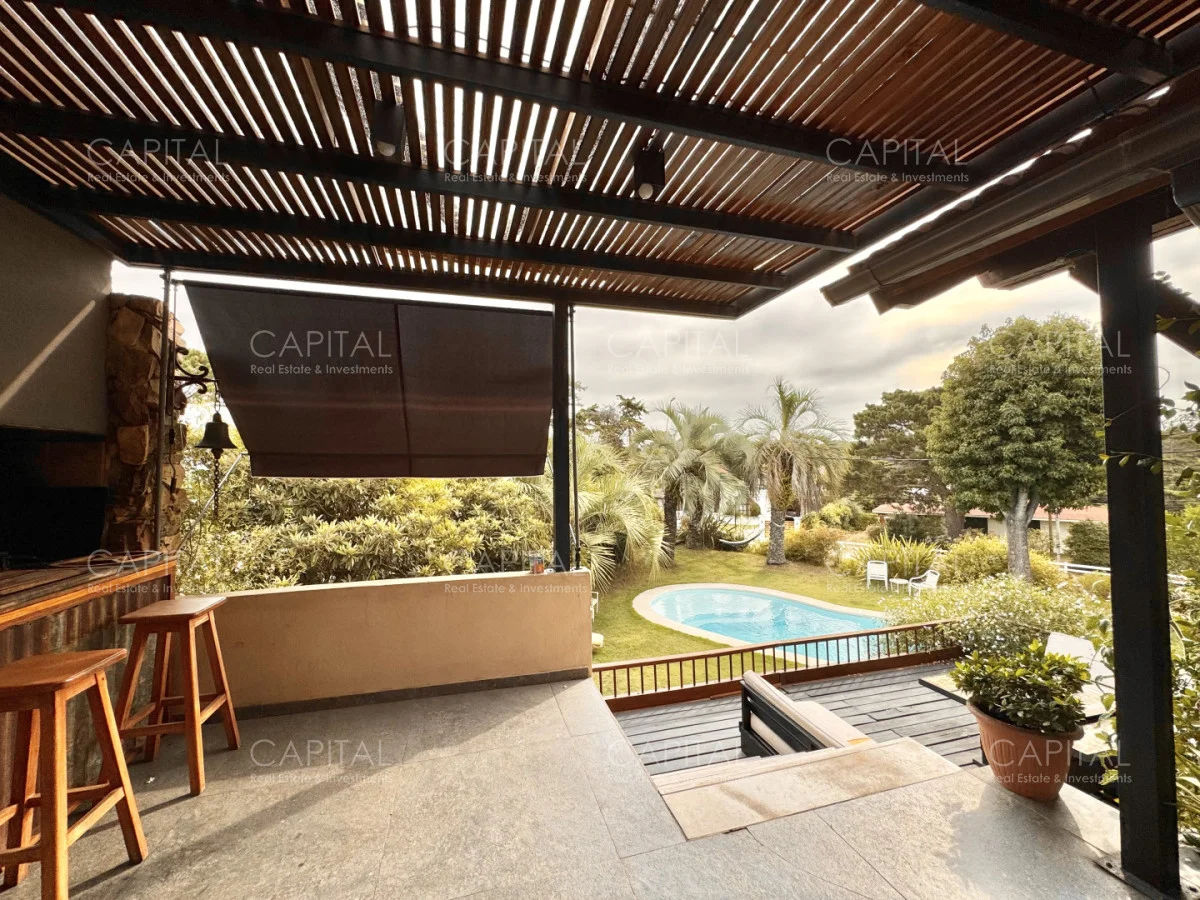 Casa en Pinares, propiedad 293756 -Imagen 1