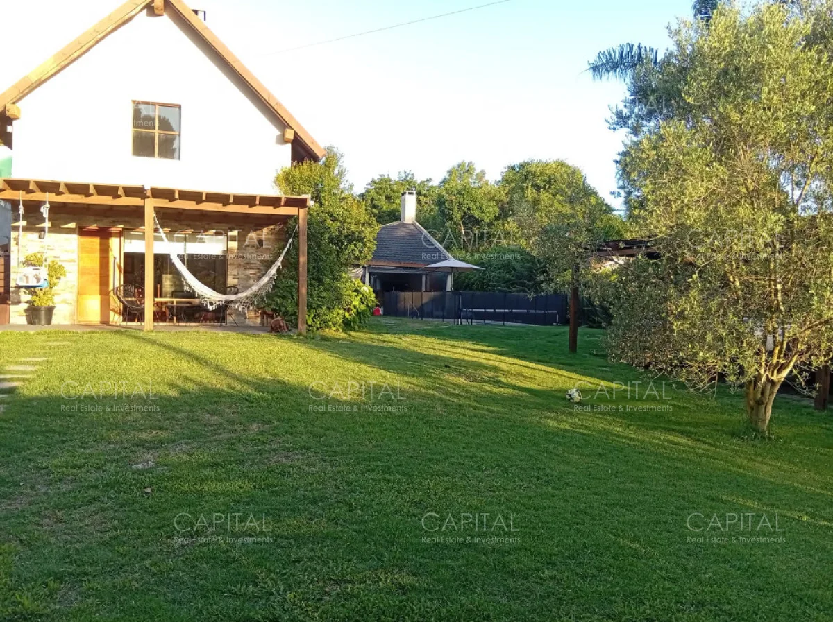 Casa en Pinares, propiedad 297357 -Imagen 1