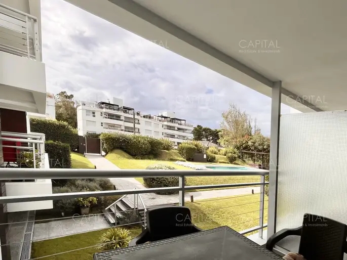 Apartamento de 1 Dormiotrio en Vneta Edificio Di Como