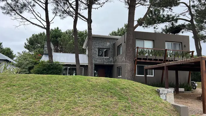 Exclusiva residencia en Pinar del Faro