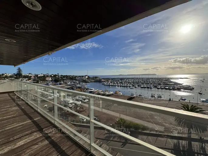 Apartamento Venta Puerto Punta del Este Seis Dormitorios