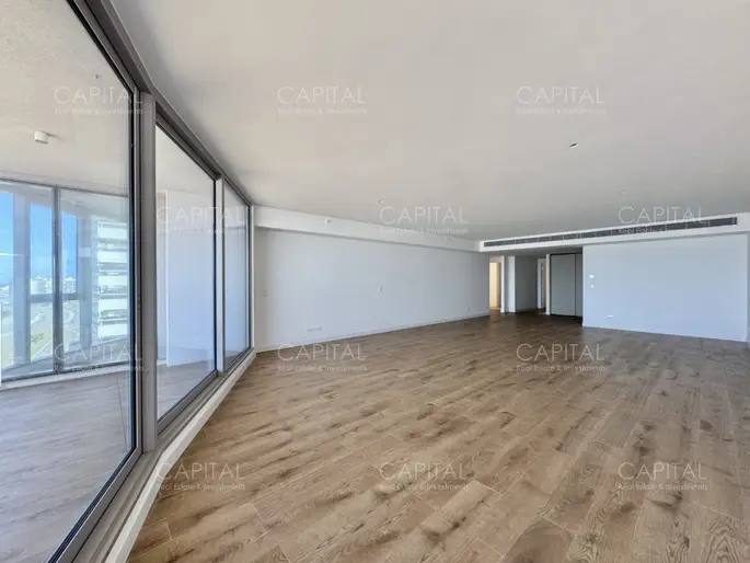 TRUMP TOWER DE TRES DORMITORIOS Y SERVICIO EN VENTA PUNTA DEL ESTE
