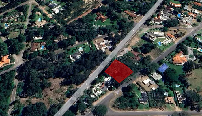 Terreno en Venta Sobre  Av. Pedragosa Sierra
