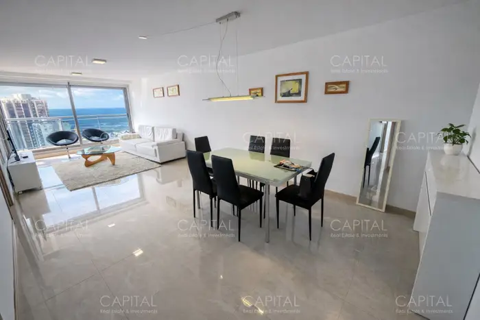 Moderno Departamento a una cuadra del mar en Punta del Este