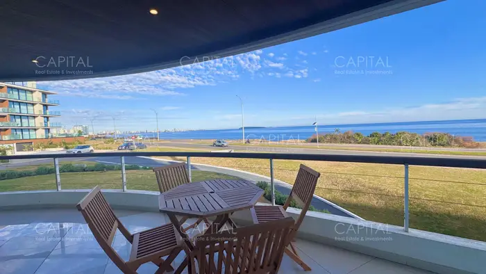 Apartamento en venta 3 dormitorios en Playa Mansa
