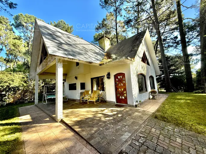 Casa a la venta en Pinares de 3 dormitorios