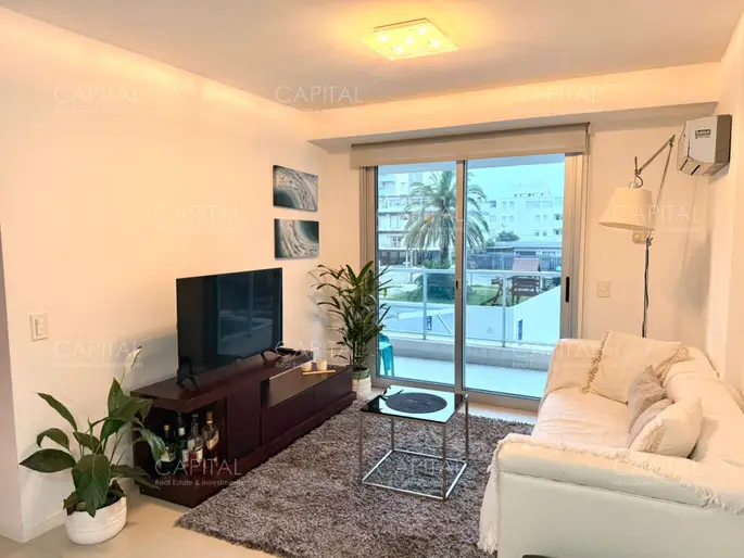 Departamento en Alquiler en Playa Brava, Punta del Este