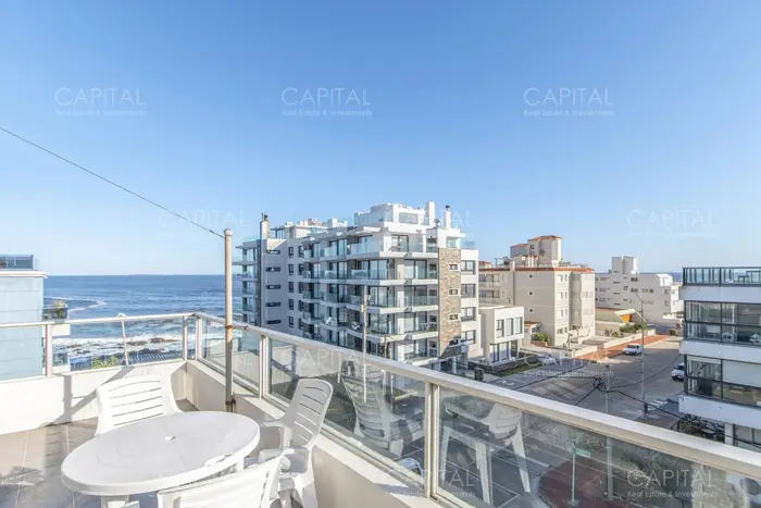 Penthouse en Peninsula de 3 dormitorios