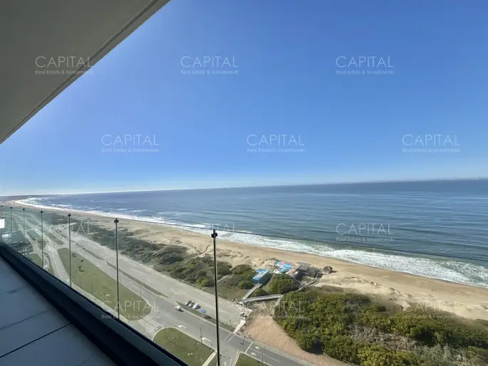 Le Parc IV de tres dormitorios piso alto en veta