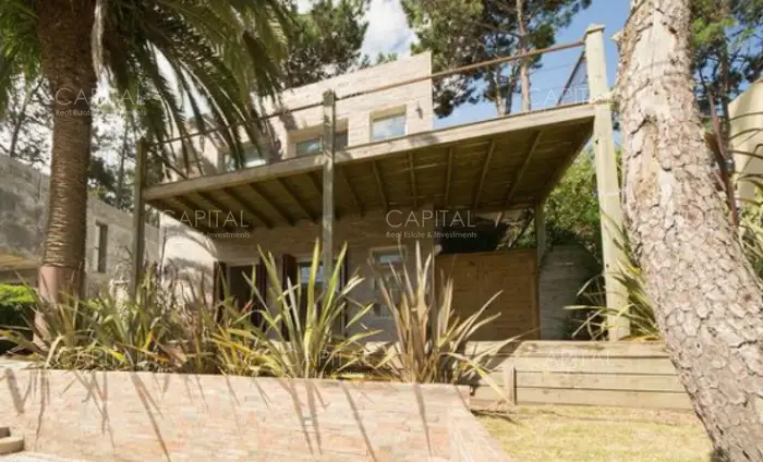 Exclusiva residencia en Montoya: lujo y armonía en cada detalle