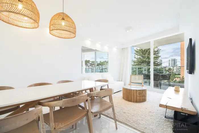 Apartamento de dos dormitorios en suites en Paramount Smart Tower en Venta