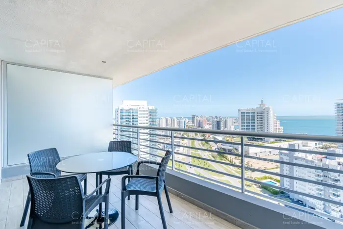 Alexander Boulevard  Apartamento con Vista al Mar en Venta Punta del Este