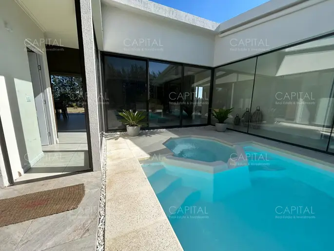 Chacra con casa moderna en venta, Ruta 39.