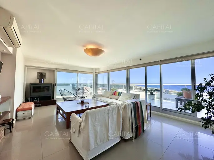 Penthouse en playa brava 3 suites y dependencia en Playa Brava
