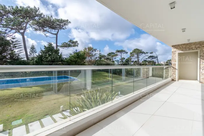 Apartamento Duplex en Venta en Playa Brava Terrazas de Villa Brava