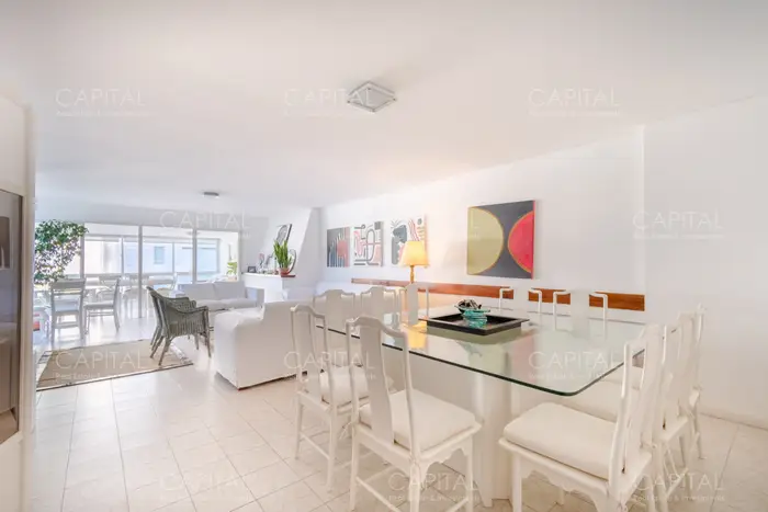 Departamento Grande en venta Punta del Este