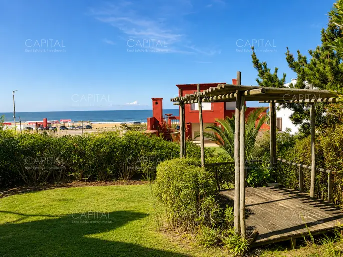 Casa en Montoya de 3 dormitorios y dep a 100 mts de Montoya Beach