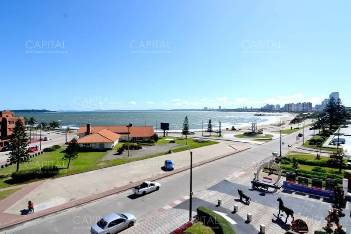 Apartamento en Peninsula, 3 dormitorios *