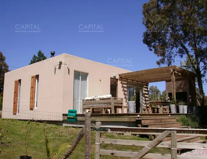 Casa Tres Dormitorios El Tesoro