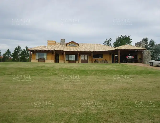Casa en venta en Barrio Privado El Quijote