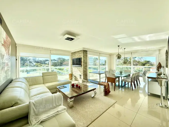 Torre Aquarela Punta del Este Apartamento en Venta