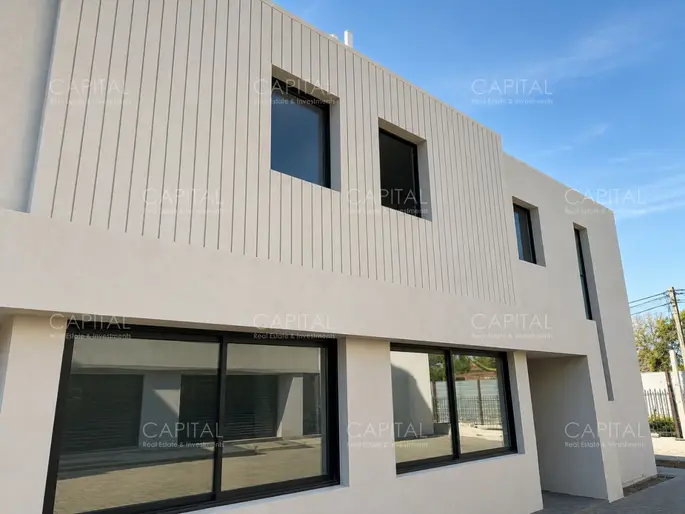 Casa en venta tres dormitorios en Carrasco Norte