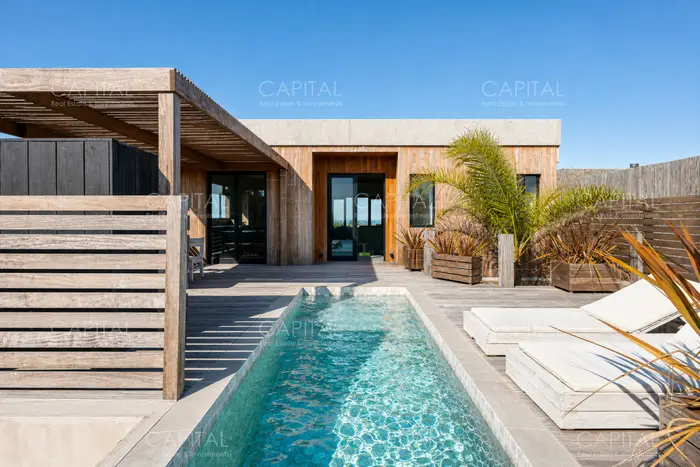 Espectacular casa moderna en venta en Manantiales Punta Piedras