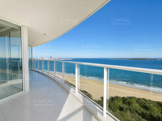 Paramount Esquinero Punta del Este