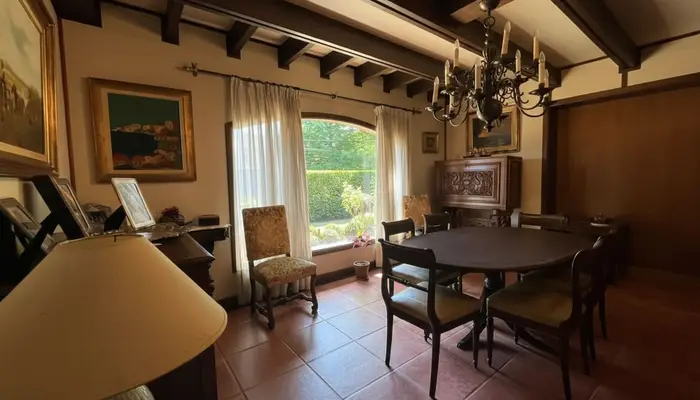 Bajó de Precio USD630.000 y es vendedor. CASA EN CARRASCO 4dorm 5baños