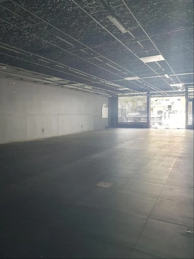 Local en Tres Cruces, propiedad 258860 -Imagen 3