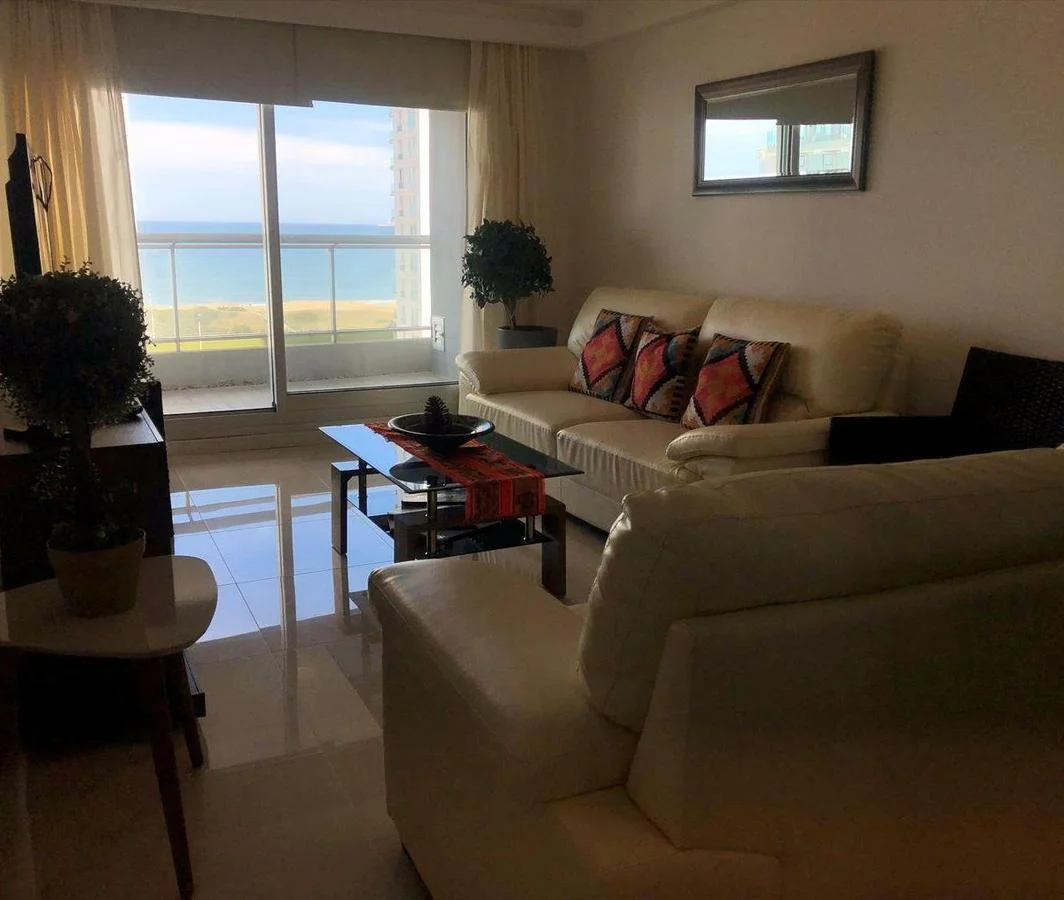 Apartamento en Playa Brava, propiedad 258990 -Imagen 2