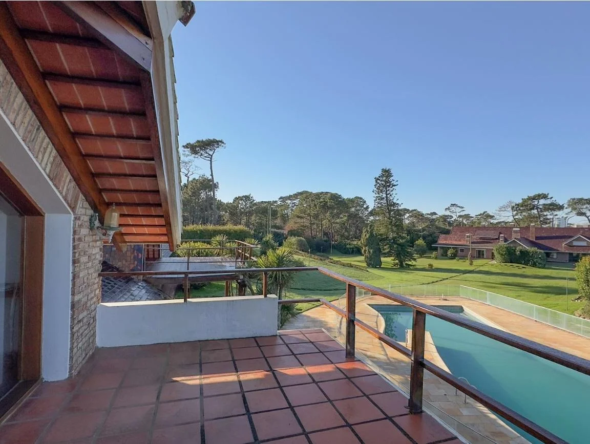 Casa en Playa Mansa, propiedad 259155 -Imagen 17