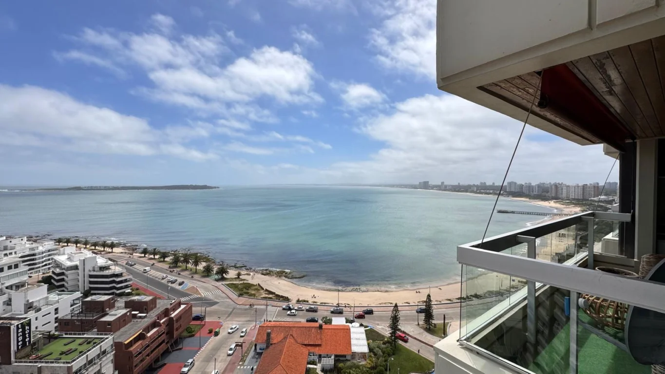 Apartamento en Playa Mansa, propiedad 274263 -Imagen 1