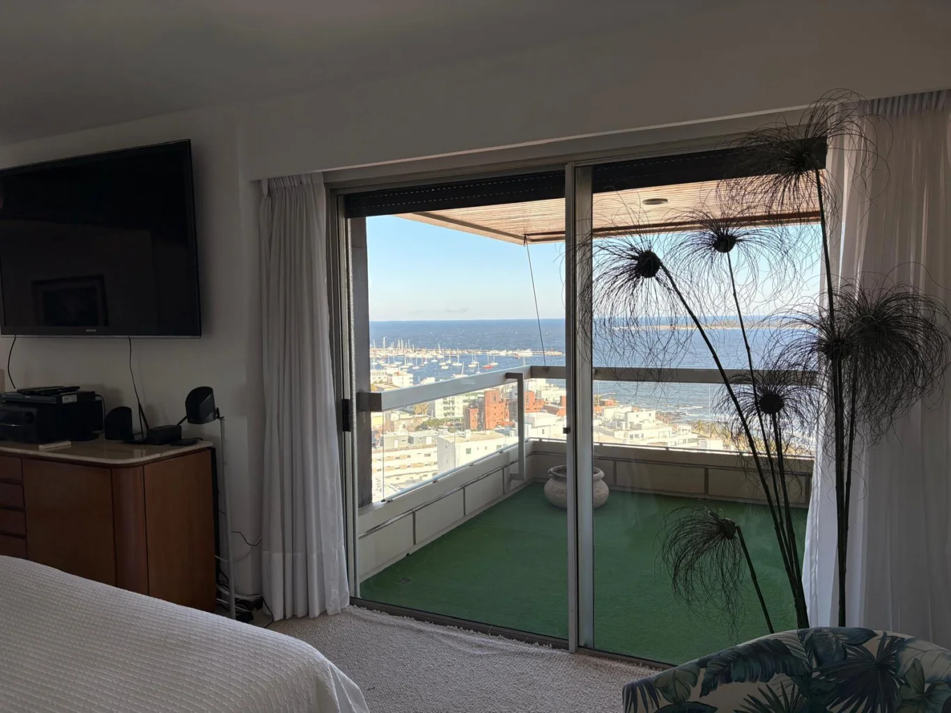 Apartamento en Playa Mansa, propiedad 274263 -Imagen 25