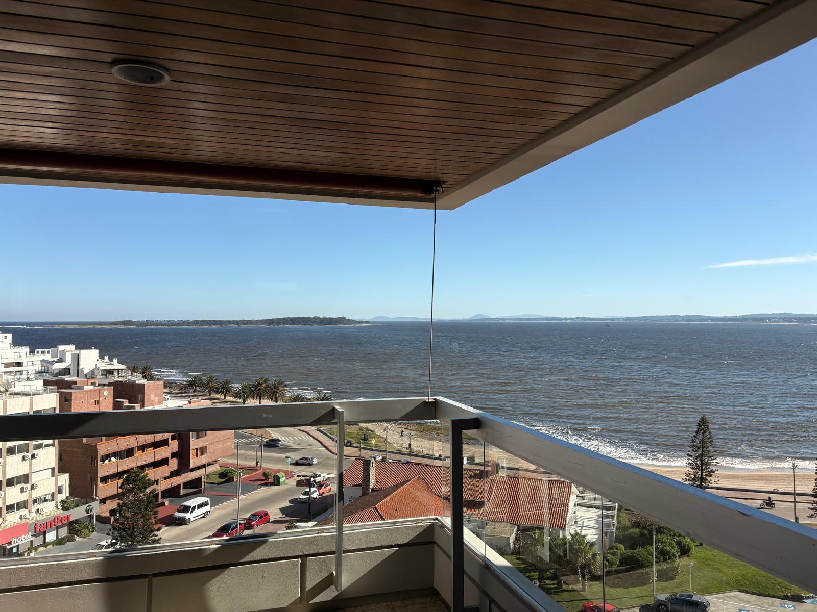 Apartamento en Playa Mansa, propiedad 274386 -Imagen 5