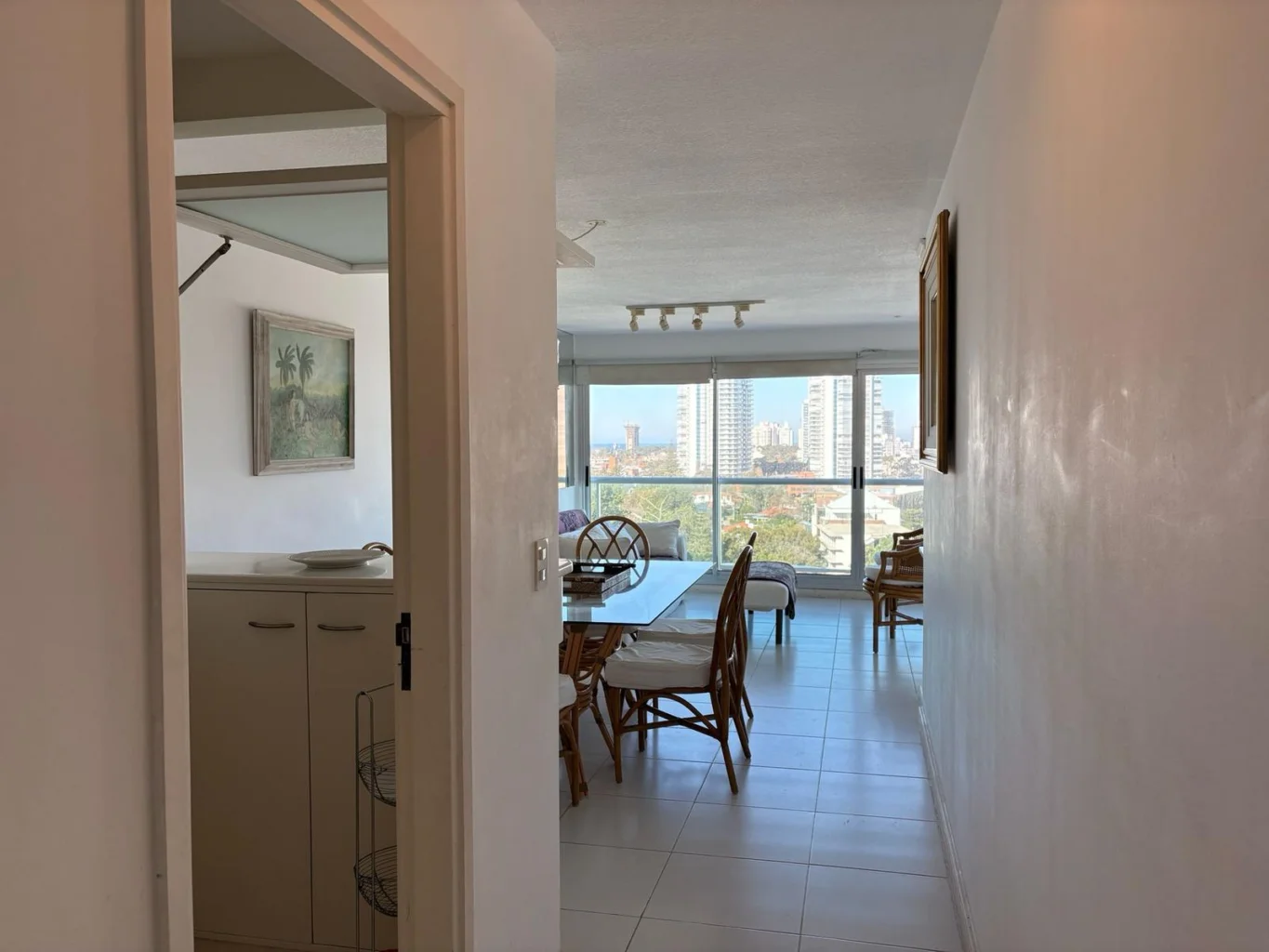 Apartamento en Playa Mansa, propiedad 274631 -Imagen 10