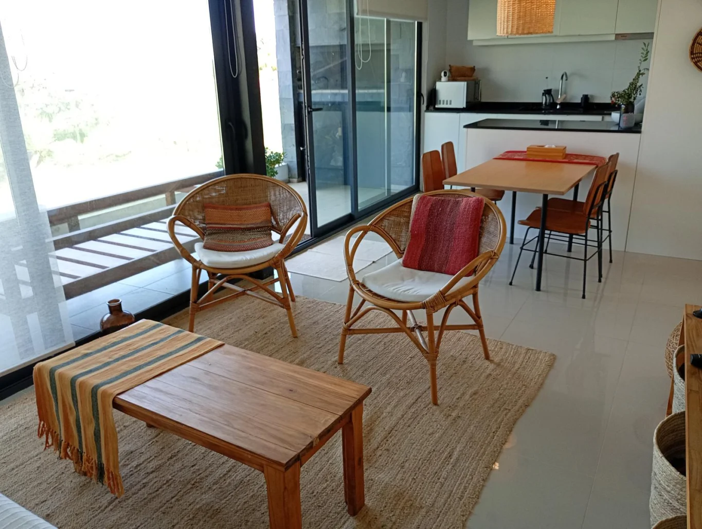 Apartamento en Playa Mansa, propiedad 284180 -Imagen 3
