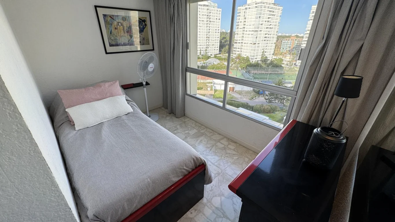 Apartamento en Playa Mansa, propiedad 284976 -Imagen 11