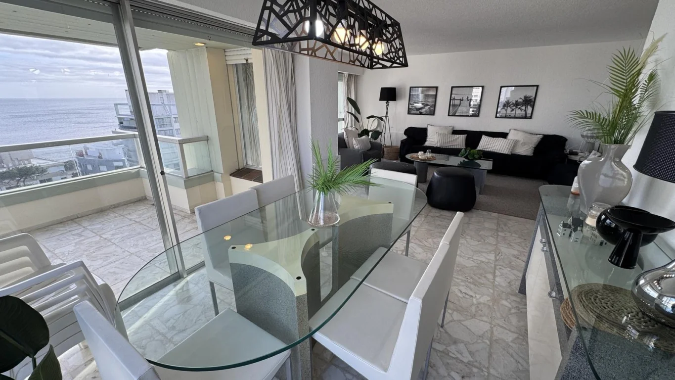 Apartamento en Playa Mansa, propiedad 284976 -Imagen 5